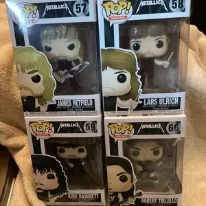 特撮 Funko Music Pop llica James Hetfield Lars Ulrich Kirk Hammett Robert Trujillo Collectible Set Funko Music POP! Metallica James Hetfield Lars Ulrich Kirk